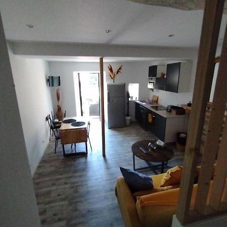 דירות Trevoux: Loft Ravissant Avec Terrasse מראה חיצוני תמונה