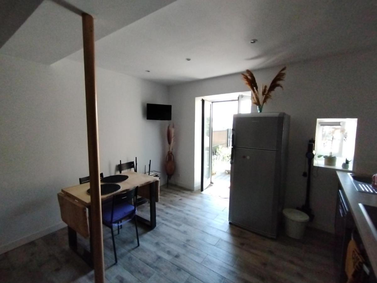דירות Trevoux: Loft Ravissant Avec Terrasse מראה חיצוני תמונה
