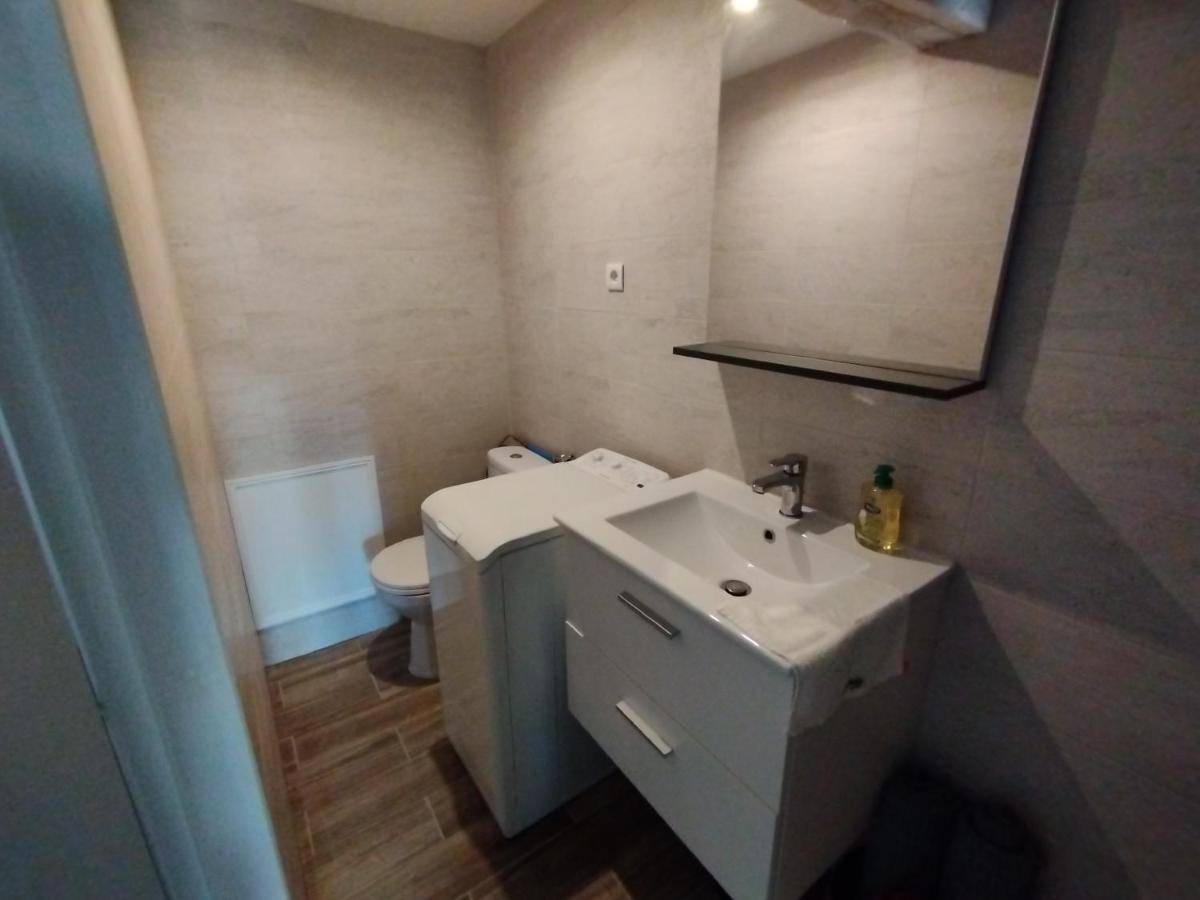 דירות Trevoux: Loft Ravissant Avec Terrasse מראה חיצוני תמונה